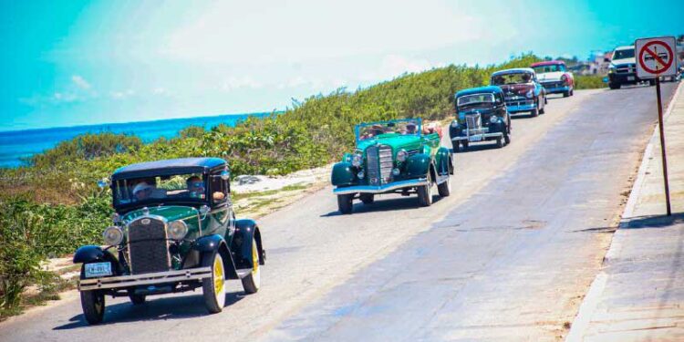 Mañana arribarán los vehículos participantes del Rally Maya en Isla Mujeres