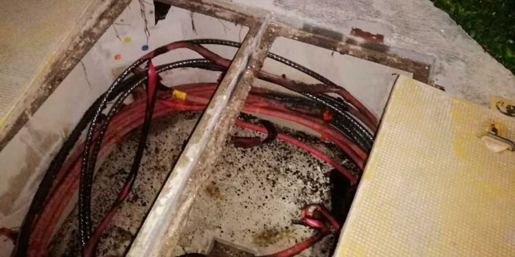 CFE denuncia actos vandálicos en contra de la línea subterránea provocando cortes en Solidaridad