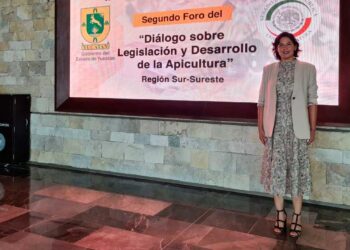 Requiere sector apícola nuevo marco normativo: Linda Cobos