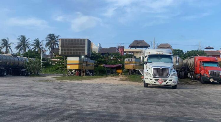 Vecinos dicen estar hartos del ruido que genera la mega planta eléctrica