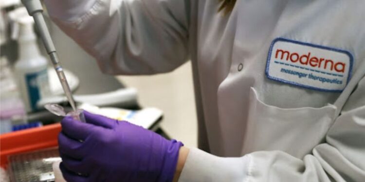 Moderna pone en marcha sus ensayos de vacuna ARNm contra VIH