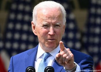 ‘Aún no hemos terminado con ustedes’, advierte Biden a ISIS