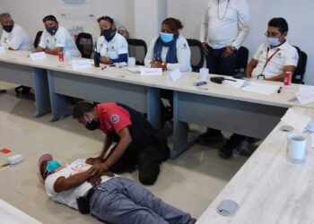 La APIQROO mantiene la capacitación y actualización constante del personal del Área de Protección Civil