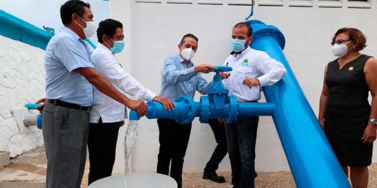 Más de $2 mil 100 millones invertidos en materia hidráulica; mil 100 de ellos en Othón P. Blanco: Carlos Joaquín