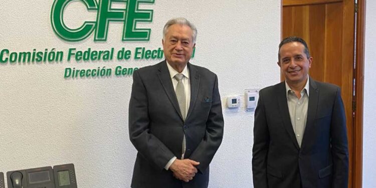 Se reune Carlos Joaquín con Manuel Bartlett para buscar una solución a los apagones de CFE en Isla Mujeres