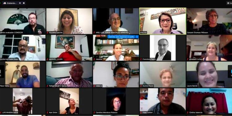 Realizan foro para escuchar opiniones sobre iniciativa de Ley de Propiedad de Condominio