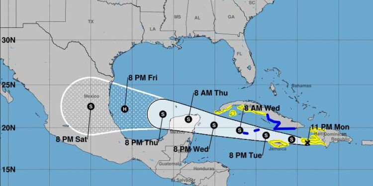 «Grace» se fortalece y se perfila hacia Quintana Roo