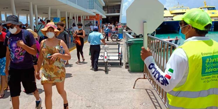 Cierra julio con el movimiento de 791 mil 170 pasajeros en terminales que administra la Apiqroo.