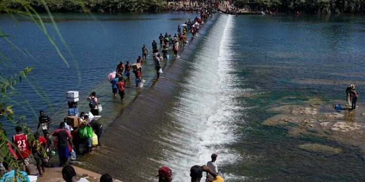 Busca Estados Unidos frenar crisis migrante