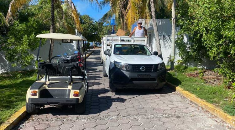 Mobiliario de Tortugranja termina en la basura tras orden de entregar las instalaciones a INAPESCA