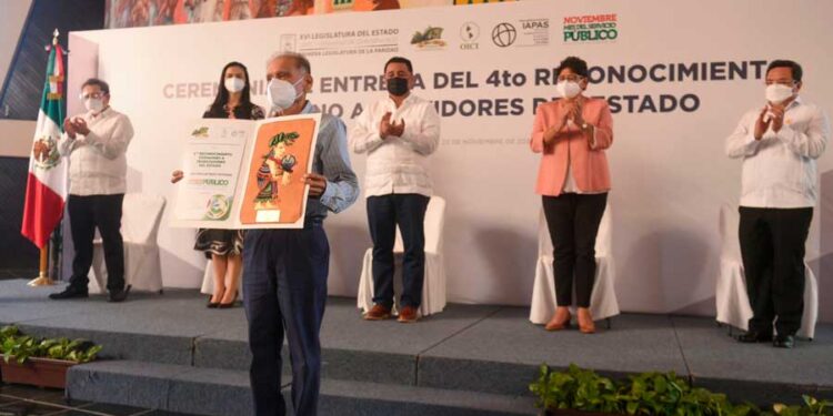 Reconoce ciudadanía labor y vocación de servidores públicos de la entidad