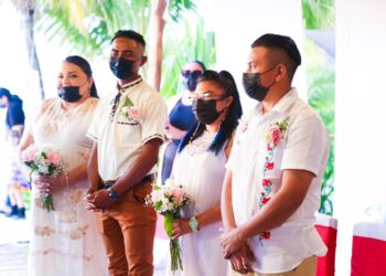 Bodas colectivas en Isla Mujeres une en matrimonio a 32 parejas