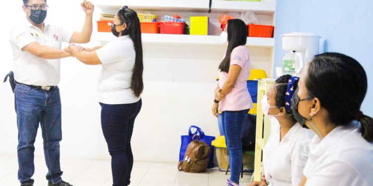 Capacitan a personal del Cendi con curso de “Primeros Respondientes en Primeros Auxilios”