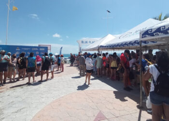 Con éxito se desarrolló el “Maratón de Aguas Abiertas Ruta de los Arrecifes” en Puerto Morelos