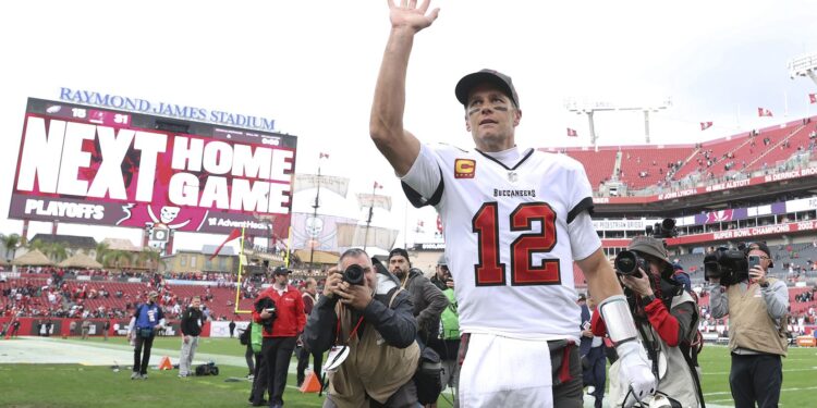 Tom Brady lo hace oficial: se despide una leyenda