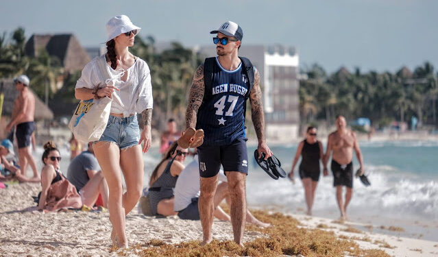 Celebra sector hotelero de Playa del Carmen avance al color verde del semáforo epidemiológico