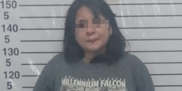 Detienen a mujer presuntamente por haber matado a su hermano