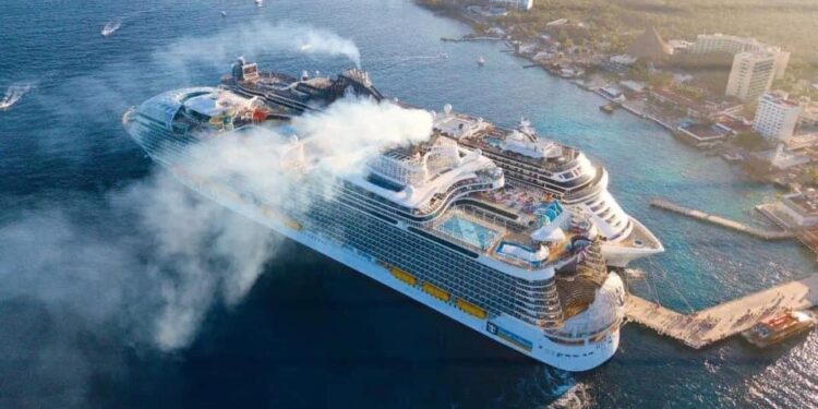 Recibe Cozumel al crucero más grande del mundo, el Wonder of the Seas