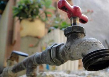 Aguakan no tiene para cuando resolver el problema del agua