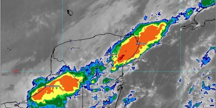 Llega el frente frío con lluvias fuertes en la Península de Yucatán