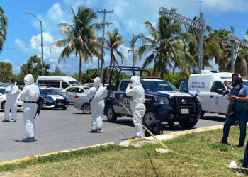 Se resiste a asalto tras salir de un banco en Cancún y le disparan