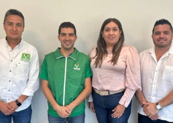 Se “pinta” de verde Valeria Aragón tras su renuncia al PRI