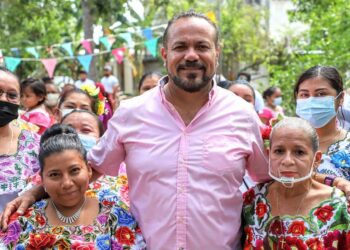 Con la cuarta transformación las madres tendrán más apoyos: Julián Ricalde