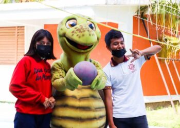 Convocan a estudiantes de Isla Mujeres a conservar el medio ambiente