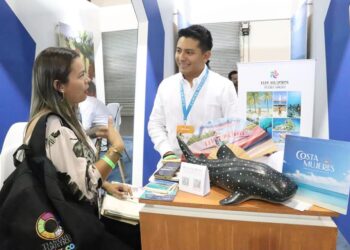 Promocionan atractivos turísticos de Isla Mujeres durante Tianguis Turístico de México