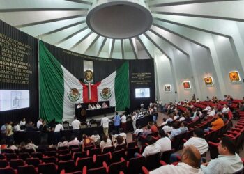 Envían a comisiones iniciativas en materia de movilidad, salud y justicia