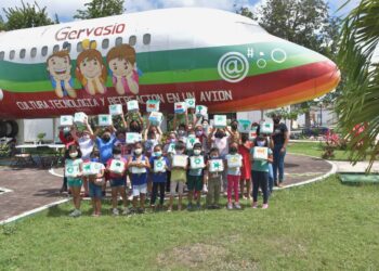 La FPMC invita a niños y niñas al 8vo. Aniversario del BiblioAvión Gervasio