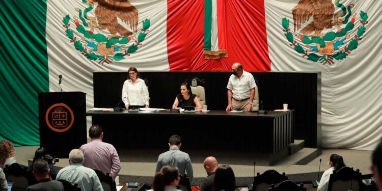 Expide XVI Legislatura nueva Ley de Educación para Quintana Roo