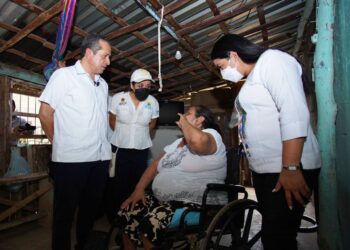 Las acciones sociales y la obra pública contribuyen a disminuir la desigualdad para que la gente viva mejor: Carlos Joaquín