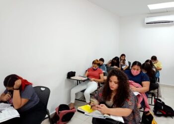 Más de 3 mil jóvenes participan en la Consulta Estatal Juvenil 2022