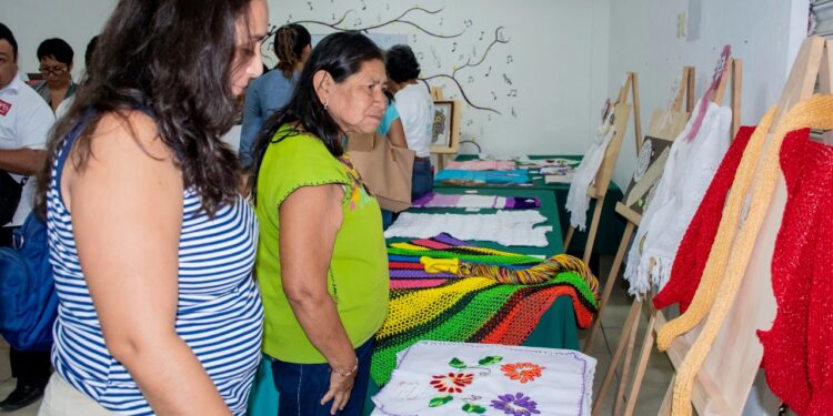 Convocan al “XXIV Concurso de Bordado y Tejido” en Cozumel
