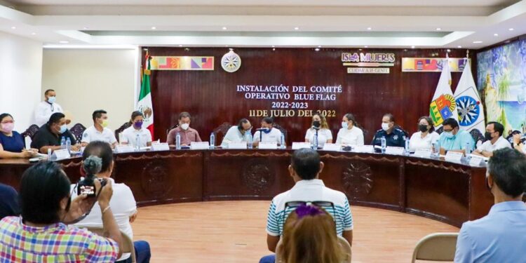Instalan el Comité Operativo Blue Flag 2022-2023 en Isla Mujeres