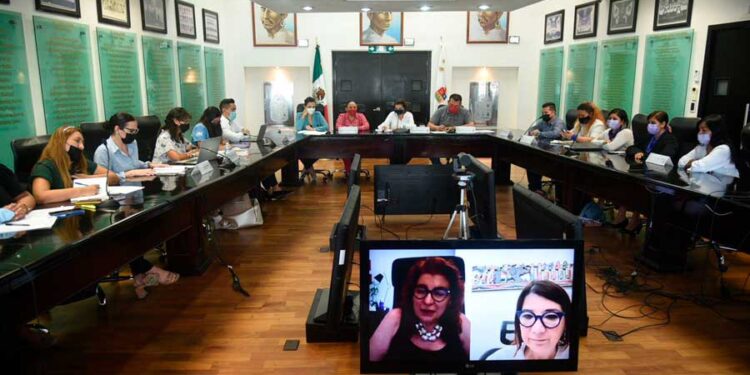 Concluye parlamento abierto sobre iniciativa de Ley Vicaria