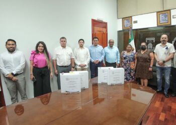 Formalizan entrega recepción de recursos humanos y financieros del Poder Legislativo