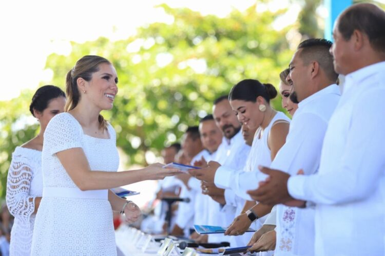 Rinde Atenea su primer Informe de Resultados ante más de 2 mil personas