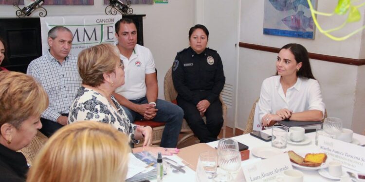 Encabeza @anapatyp apertura al dialogo con cámaras empresariales