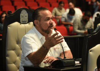 Exige @JulianRicalde terminar con el `secuestro´ de las vialidades en Puerto Juárez