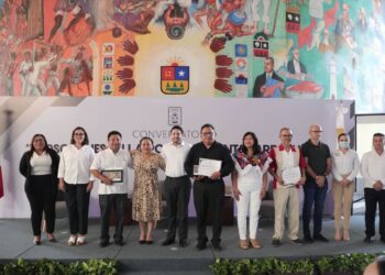 Debemos evolucionar la forma de hacer política para transformar a Quintana Roo: Renán Sánchez Tajonar