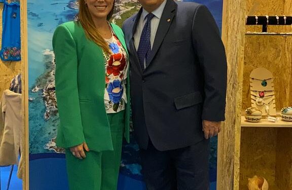 @TorrucoTurismo dará primer brochazo a la «Ruta Mágica de Colores» en Isla Mujeres