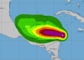 Tormenta tropical Lisa provocaría solo fuertes lluvias en Quintana Roo