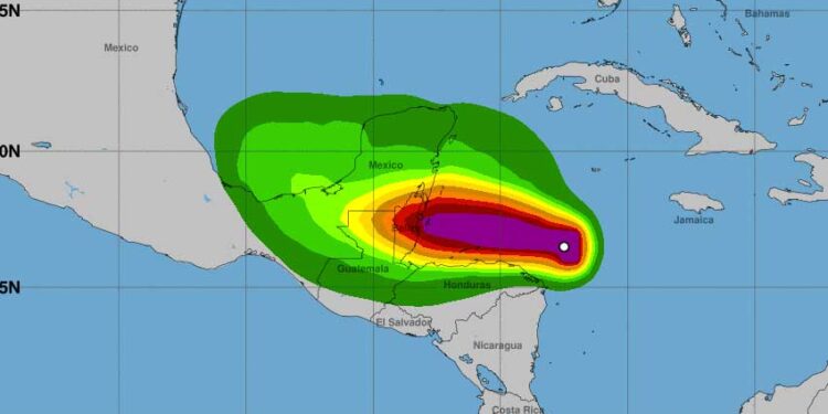 Tormenta tropical Lisa provocaría solo fuertes lluvias en Quintana Roo