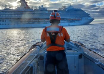 Semar realiza evacuación médica a bordo de un crucero