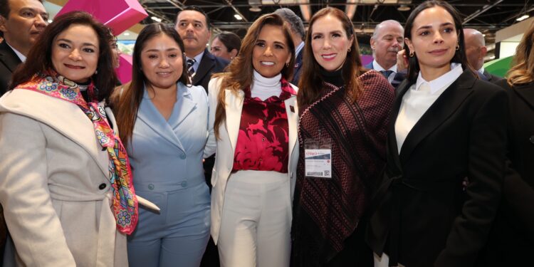 #IslaMujeres vuelve a brillar en la Fitur2023