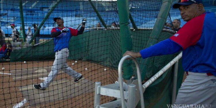 Peloteros cubanos tienen prohibido salir de Estados Unidos