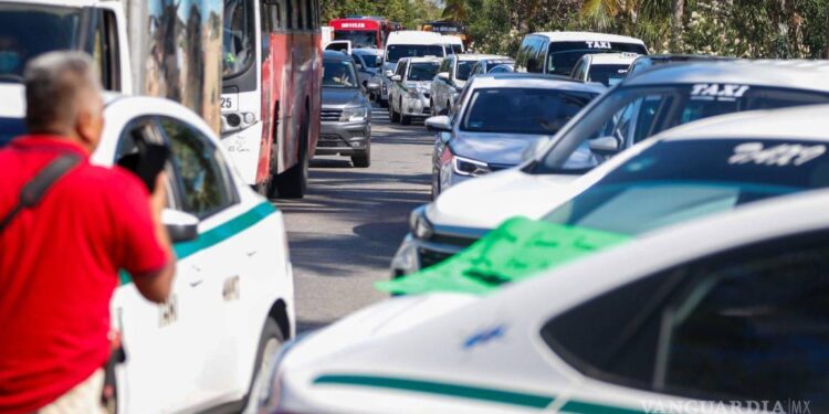 Operadores de UBER promueven juicio político contra funcionarios en Quintana Roo