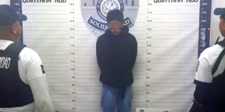 Detienen en Playa del Carmen a sujeto armado